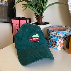 Vineyard Vines baseball hat